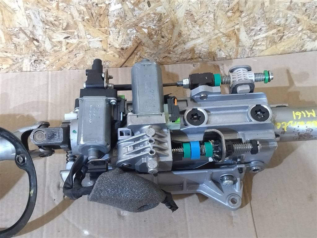 рулевая колонка Maserati Levante 1 поколение M161 2017, 3.0 л., дизель, АКПП, передний привод, 670100436, 670100436 - фото №1