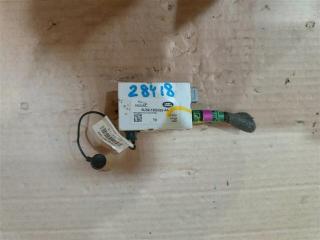 усилитель антенны Land Rover Range Rover 4 поколение L405 2013, 4.4 л., дизель, АКПП, полный привод, правый руль, BJ3219G255AA, C2Z22147, BJ3219G255AA, LR024459