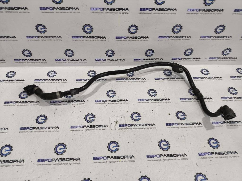 патрубок радиатора BMW 5 серия G30/G31 G30 2018, АКПП, передний привод, 17128597279, 8597279 - фото №1