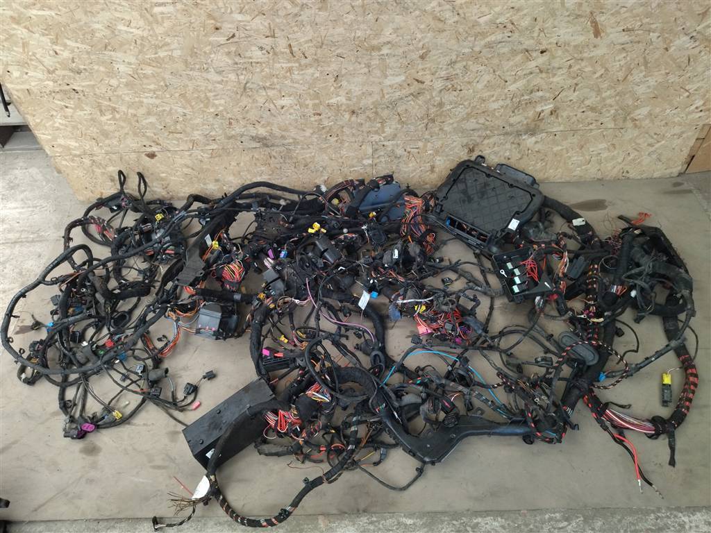 проводка Bentley Continental GT 1 поколение 2007, 6.0 л., бензин, АКПП, передний привод - фото №1