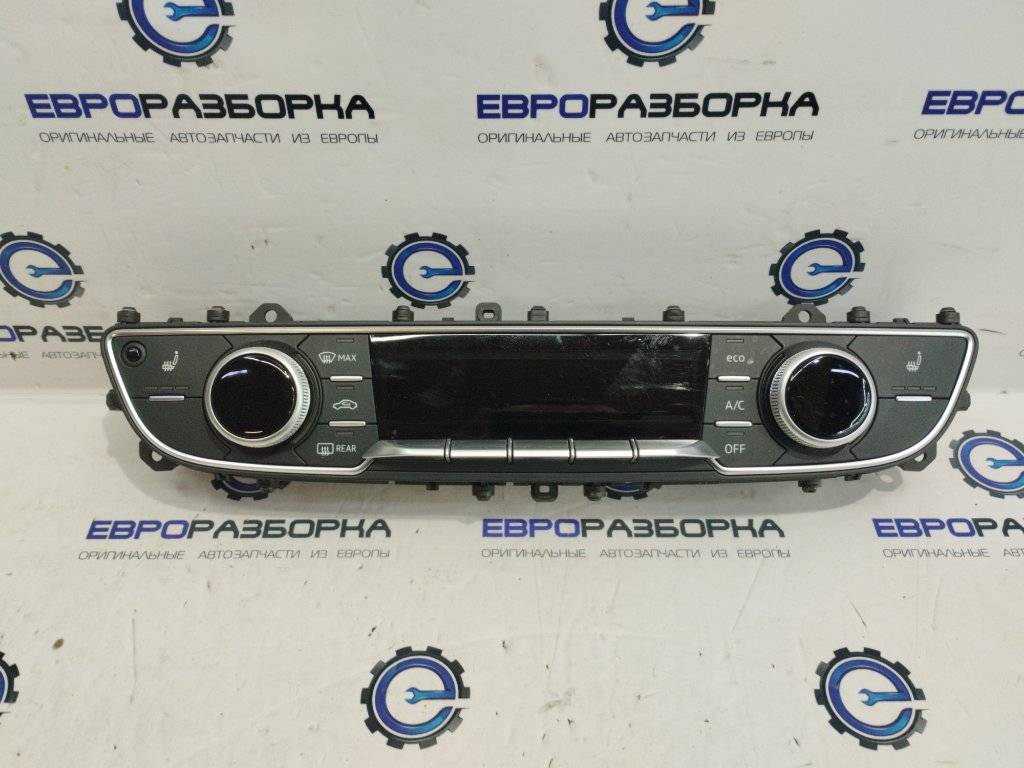 блок управления печки / климат-контроля Audi Q7 4M 2018, 3.0 л., дизель, АКПП, полный привод, правый руль, 4M0820043AD - фото №1