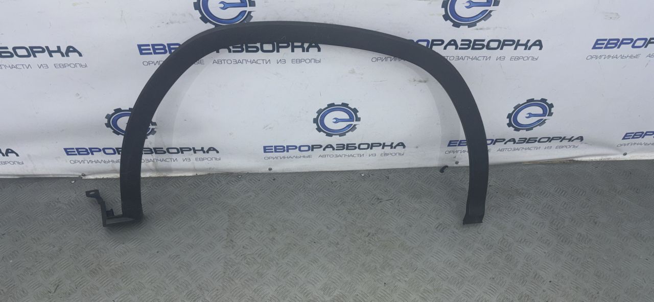 накладка колесной арки передний правый Lexus RX 4 поколение 2017, 3.0 л., бензин, АКПП, передний привод, 75601-48040, 7560148040 - фото №1