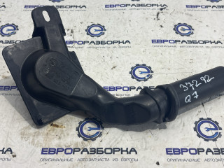 горловина бачка омывателя Audi Q7 4L [рестайлинг] 2011, 3.0 л., TDi, дизель, АКПП, передний привод, 4M0955463