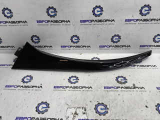 накладка двери (крышки) багажника Maserati Levante 1 поколение M161 2019, 3.0 л., бензин, АКПП, 670111581