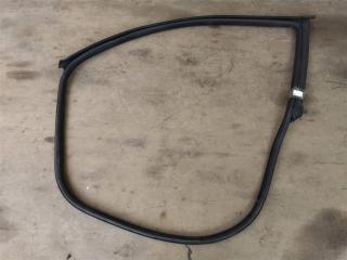 уплотнитель двери Maserati Ghibli 3 поколение [рестайлинг] 2018, 3.0 л., дизель, АКПП, передний привод, 670036937, 670036937