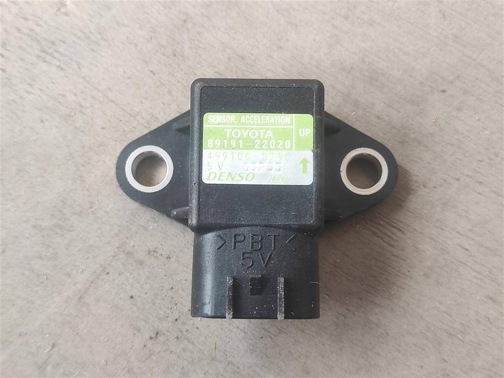 датчик ускорения Lexus GS 4 поколение 2013, 3.0 л., бензин, АКПП, передний привод, 8919122020, 8919122020 - фото №1