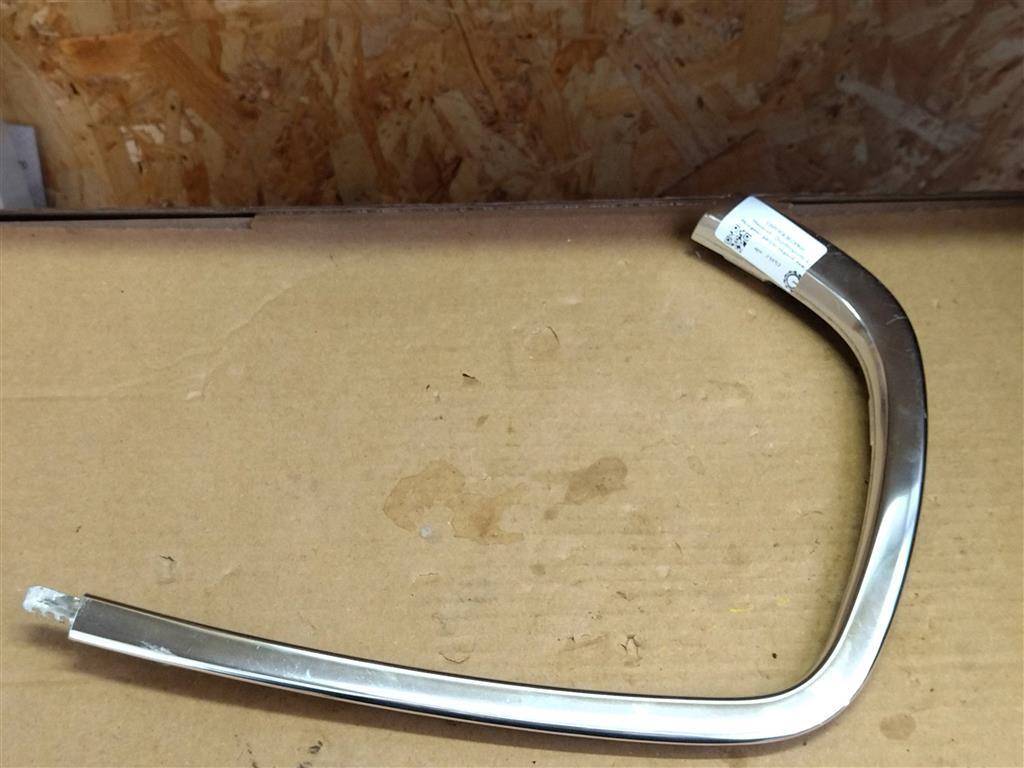 молдинг двери задней левой Maserati Quattroporte 6 поколение 2014, 3.0 л., дизель, АКПП, передний привод, 670006164, 670006164 - фото №1