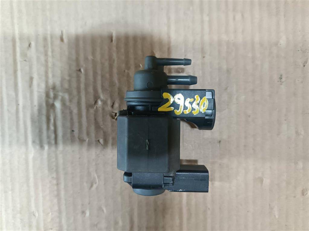 электромагнитный клапан Audi A8 D4/4H 2011, 3.0 л., TDi, дизель, АКПП, передний привод, 059906629D, 059906629D, 059906627L, 059906609B - фото №1