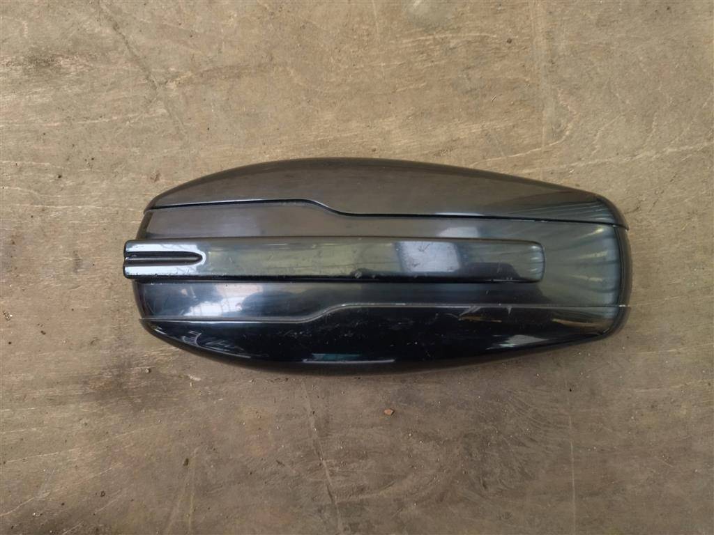 антенна Land Rover Range Rover 4 поколение L405 2013, 4.4 л., дизель, АКПП, полный привод, правый руль, CPLA19C089CB, CPLA19C089CB, CPLA19C089CC, LR037977, LR059750 - фото №1