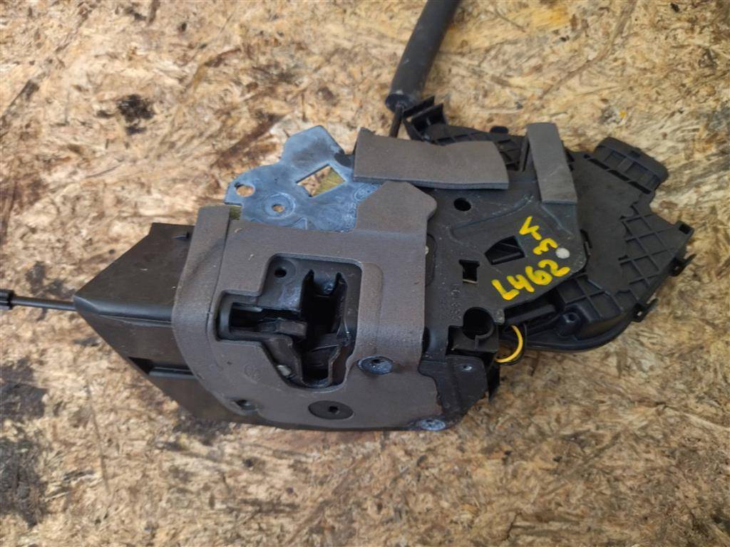 замок двери задней левой Land Rover Discovery 5 поколение L462 2019, 3.0 л., дизель, АКПП, передний привод, CPLA26413EG, LR078750, HY3224995AC, HY3224995AC - фото №1