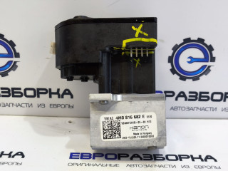 расширительный клапан кондиционера Audi Q7 4M [2-й рестайлинг] 4M 2025, 3.0 л., TFSI, DCB, бензин, АКПП, y9t metallic mythical black, внедорожник 5 дв., полный привод, правый руль, 4M0816682E