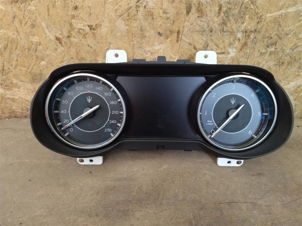 щиток приборов (приборная панель) Maserati Levante 1 поколение M161 2020, 3.0 л., дизель, АКПП, передний привод, 670153991, 670153991 - фото №1