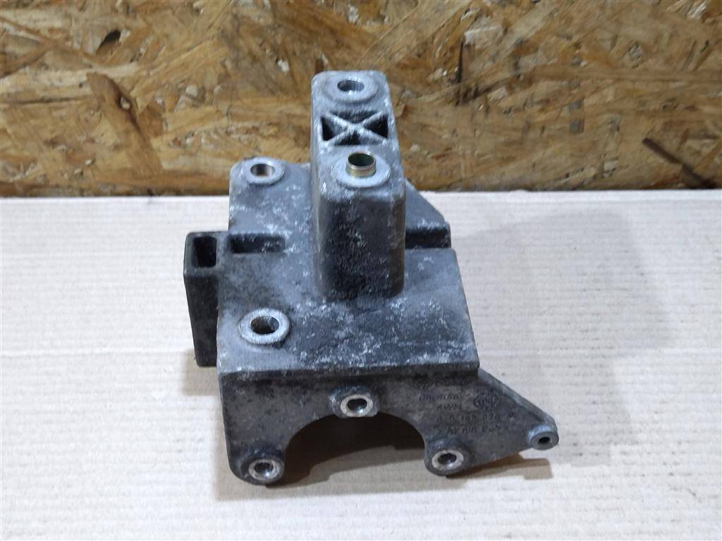 кронштейн (крепление) Bentley Continental GT 1 поколение 2007, 6.0 л., бензин, АКПП, передний привод, 07D145879F, 07D145879F - фото №1