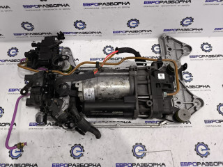 компрессор пневмоподвески Bentley Continental GT 3 поколение 2023, 4.0 л., CVD, бензин, АКПП, красный, купе, полный привод, правый руль, 971616006G