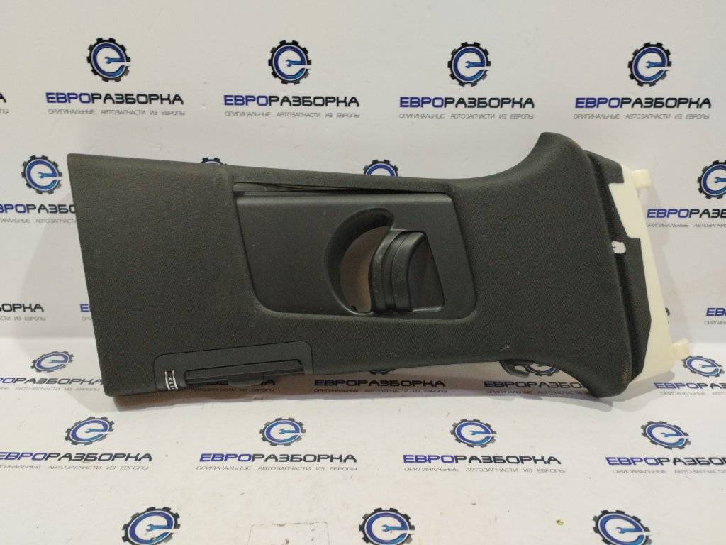 обшивка стойки Audi Q7 4M 2018, 3.0 л., TDi, CZZ, дизель, АКПП, серый, внедорожник 5 дв., полный привод, правый руль, 4M0867244F, 4M0867244FK23 - фото №1