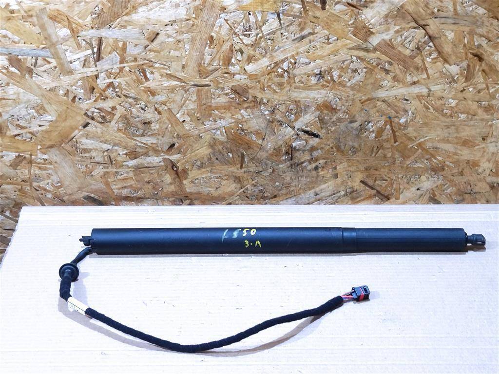 амортизатор крышки багажника (3-5 двери) Land Rover Discovery Sport 1 поколение L550 2019, 2.0 л., дизель, АКПП, передний привод, FK7270355AK, FK7270355AK - фото №1