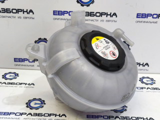 бачок расширительный Audi Q7 4M [2-й рестайлинг] 4M 2025, 3.0 л., TFSI, DCB, бензин, АКПП, y9t metallic mythical black, внедорожник 5 дв., полный привод, правый руль, 5Q0121407P