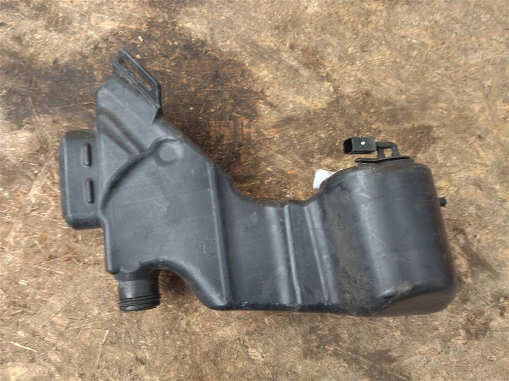 бачок омывателя Mercedes-Benz E-Класс W213/S213/C238/A238 W213 2017, 2.0 л., CDi, дизель, АКПП, передний привод, A2058600860, A2058600860, A2138690066 - фото №1