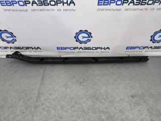 Кронштейн крепления порога Bentley Continental GT 3 поколение 2023, 4.0 л., CVD, бензин, АКПП, красный, купе, полный привод, правый руль, 3SD853924, 3SD853924B, 3SD853924D