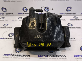 суппорт передний правый Maserati Levante 1 поколение M161 2019, 3.0 л., бензин, АКПП, 670156030R