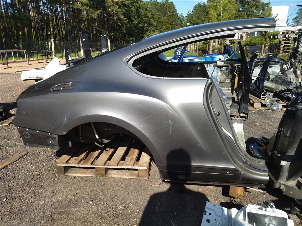 крыло заднее правое Bentley Continental GT 2 поколение 2015, 4.0 л., TFSI, бензин, АКПП, передний привод - фото №1
