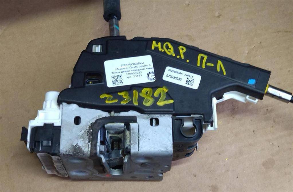 замок двери передней левой Maserati Quattroporte 6 поколение 2014, 3.0 л., дизель, АКПП, передний привод, 670030633, 670030633 - фото №1