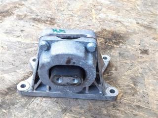 кронштейн КПП Maserati Quattroporte 6 поколение 2014, 3.0 л., дизель, АКПП, передний привод, 670004299, 670004299