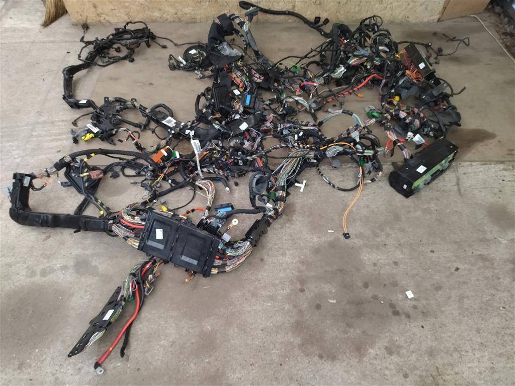 проводка Land Rover Range Rover Sport 2 поколение L494 2014, 5.0 л., бензин, АКПП, передний привод, DK6214A005, CK5214301, LR040554, CK5214301AC, DK6214290, HPLA70011AB, LR050559, LR050587, DK6214A005 - фото №1