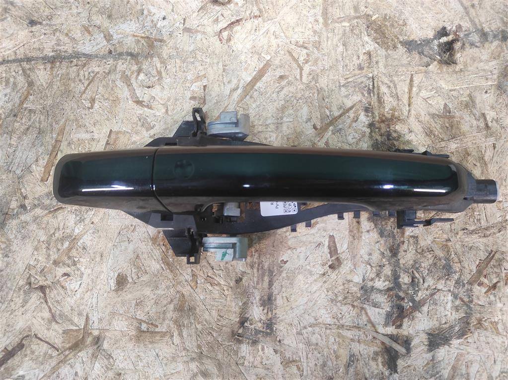 ручка наружная задняя левая Land Rover Range Rover 4 поколение L405 2015, 4.4 л., дизель, АКПП, полный привод, правый руль - фото №1