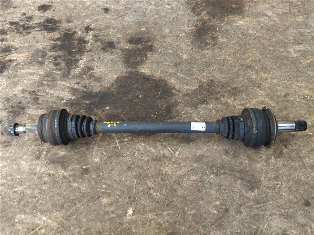 полуось (приводной вал, ШРУС) Mercedes-Benz CLS AMG C218 2013, 5.5 л., 5.5 бензин, бензин, АКПП, купе, передний привод, правый руль, A2123502210, A2123502210 - фото №1