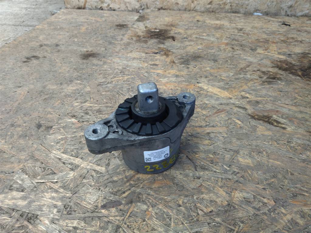 Подушка крепления ДВС Maserati Quattroporte 6 поколение 2014, 3.0 л., дизель, АКПП, передний привод, 670004870, 670004870 - фото №1