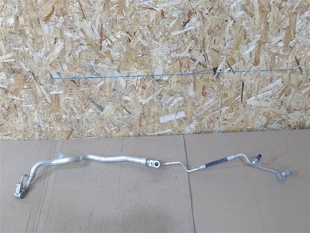 трубка кондиционера BMW 6 GT G32 2017, 3.0 л., дизель, АКПП, полный привод, правый руль, 64539867386, 64539867387 - фото №1