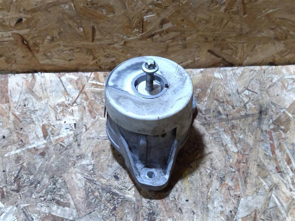 кронштейн двигателя Mercedes-Benz E-Класс W213/S213/C238/A238 W213 2017, 2.0 л., CDi, дизель, АКПП, передний привод, A2132404000, A2132405300 - фото №1