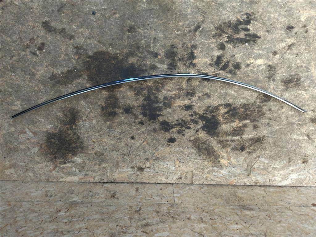 молдинг крыши Bentley Continental GT 2 поколение 2015, 4.0 л., TFSI, бензин, АКПП, передний привод, 3W8853835B, 3W8853835B - фото №1