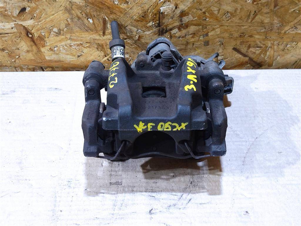 суппорт задний левый Volvo XC90 2 поколение 2019, 2.0 л., дизель, АКПП, передний привод, 32217363, 32217363 - фото №1