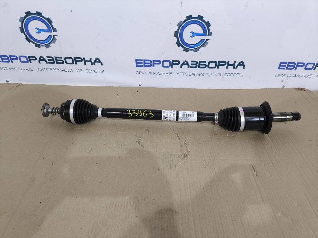 полуось (приводной вал, ШРУС) BMW 1 серия F40 2021, 2.0 л., бензин, АКПП, хетчбэк 5 дв., правый руль, 33208679838, 8679838 - фото №1