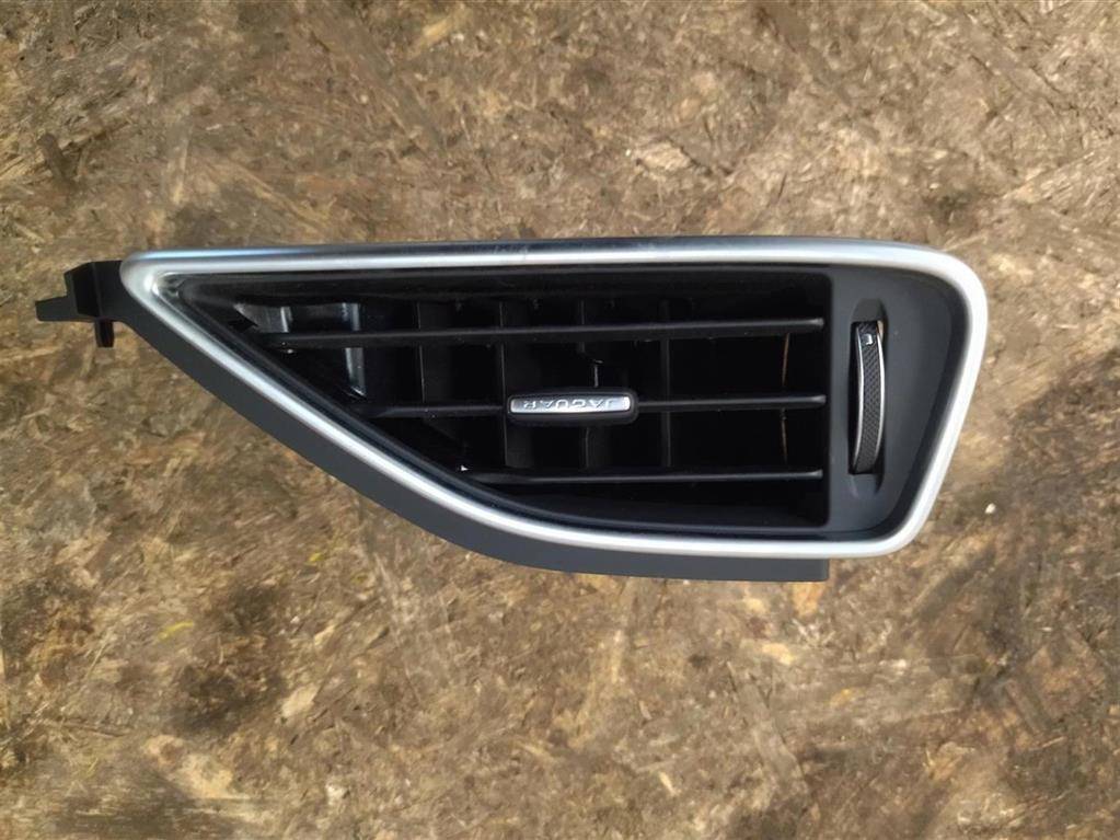 дефлектор обдува салона Jaguar F-Pace 1 поколение X761 2018, 3.0 л., дизель, АКПП, передний привод, HX73018B09AE, HX73018B09AE, T4A12748 - фото №1