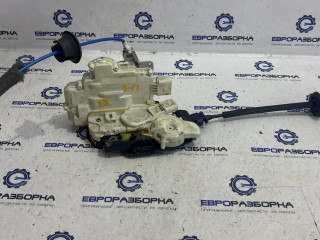 замок двери задней правой Audi S8 D4 2013, 4.0 л., TFSI, АКПП, передний привод, 4H0839016C