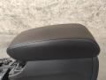 подлокотник Jeep Grand Cherokee 4 поколение [рестайлинг] WK2 2014, 3.0 л., дизель, АКПП, передний привод - фото №7