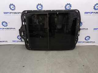 люк Maserati Levante 1 поколение M161 2019, 3.0 л., бензин, АКПП, 670140684