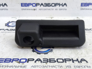 кнопка открытия багажника Audi Q7 4M [2-й рестайлинг] 4M 2025, 3.0 л., TFSI, DCB, бензин, АКПП, y9t metallic mythical black, внедорожник 5 дв., полный привод, правый руль, 760827566