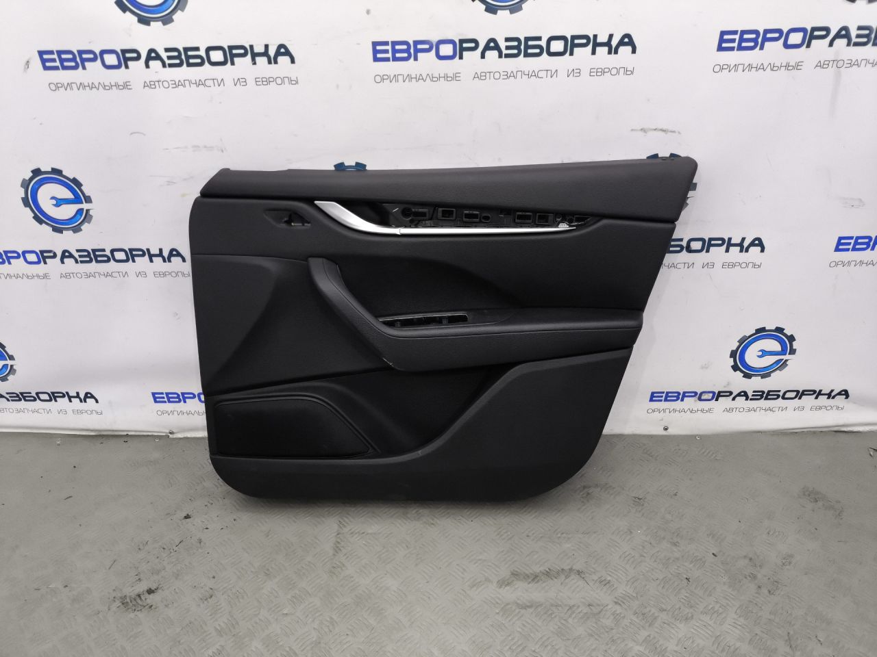 обшивка двери передняя правая Maserati Levante 1 поколение M161 2019, 3.0 л., бензин, АКПП, 670148196 - фото №1