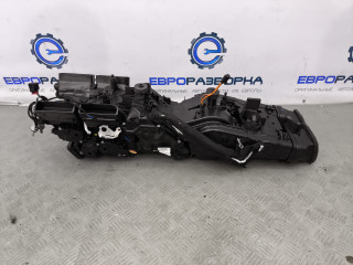 отопитель в сборе (печка) Bentley Bentayga 1 поколение [рестайлинг] 4V1 2023, 4.0 л., TFSI, DCU, бензин, АКПП, темно-зеленый перламутр, внедорожник 5 дв., полный привод, правый руль, 4M0820004