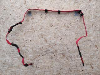 плюсовой провод аккумулятора Land Rover Discovery 5 поколение L462 2020, 3.0 л., дизель, АКПП, передний привод, LR113617, LR113617, HY32-14305-AJ