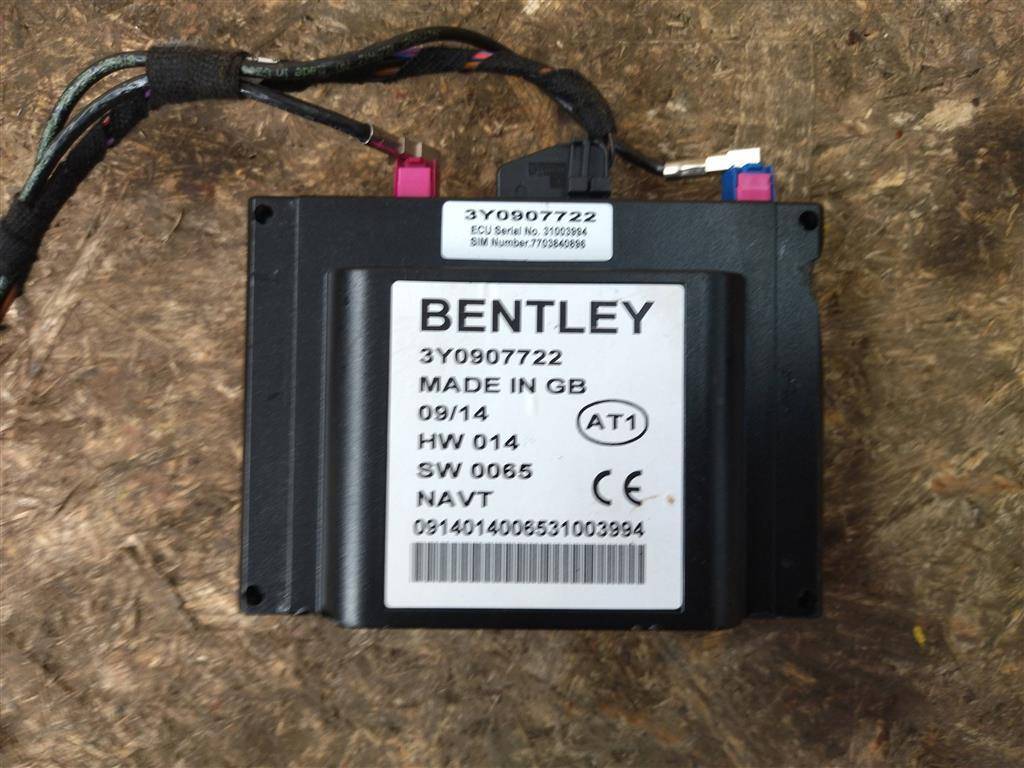 блок управления (другие) Bentley Continental GT 2 поколение 2015, 4.0 л., TFSI, бензин, АКПП, передний привод, 3Y0907722, 3Y0907722, 3W0937045B, 3W0937045D - фото №1