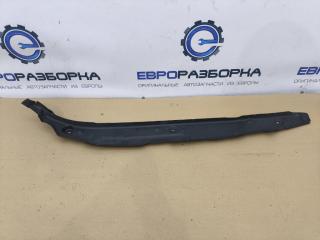 пыльник переднего крыла Audi Q8 4M 4M8 2021, 3.0 л., TFSI, DCBD, бензин, АКПП, черный металлик, внедорожник 5 дв., полный привод, правый руль, 4M8821111