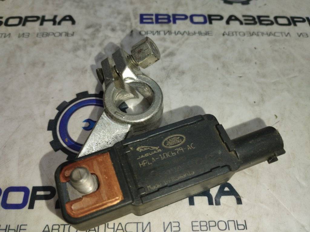 клемма аккумулятора плюс Land Rover Discovery 5 поколение L462 2017, 3.0 л., дизель, АКПП, передний привод, LR113219, HPLA10C679AC, LR113219, T2H37805, LR157912, HPLA10C679AD, T4A44801 - фото №1