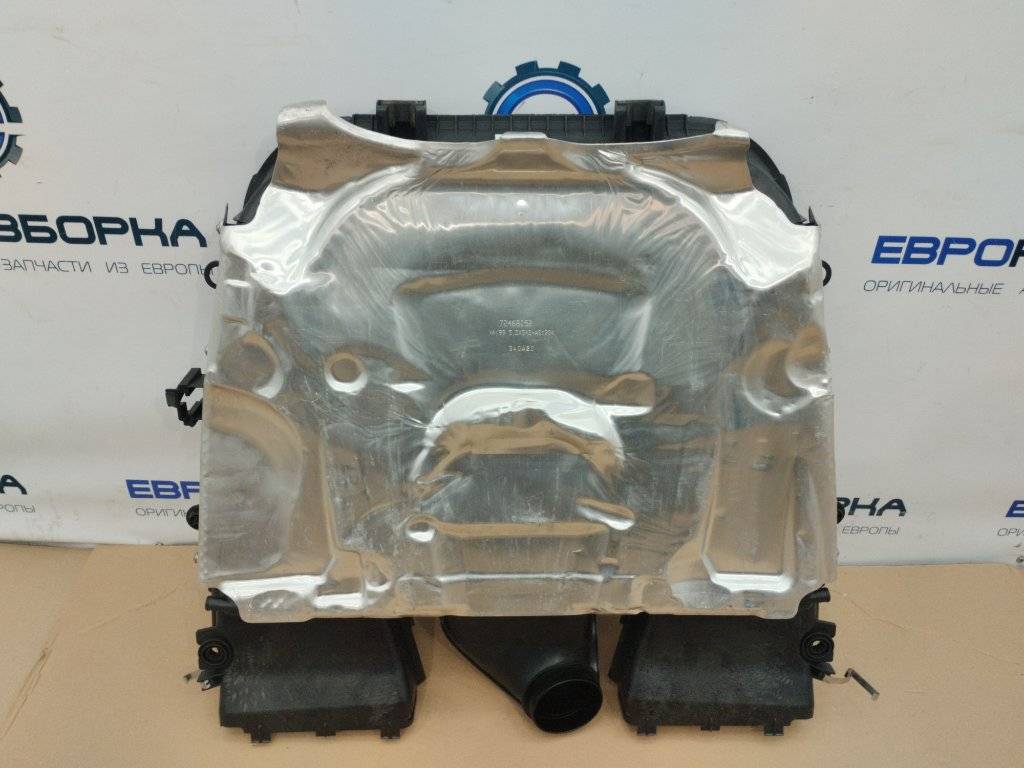 корпус воздушного фильтра Audi Q8 4M 4M8 2021, 3.0 л., TFSI, DCBD, бензин, АКПП, черный металлик, внедорожник 5 дв., полный привод, правый руль, 4M0133835G - фото №1