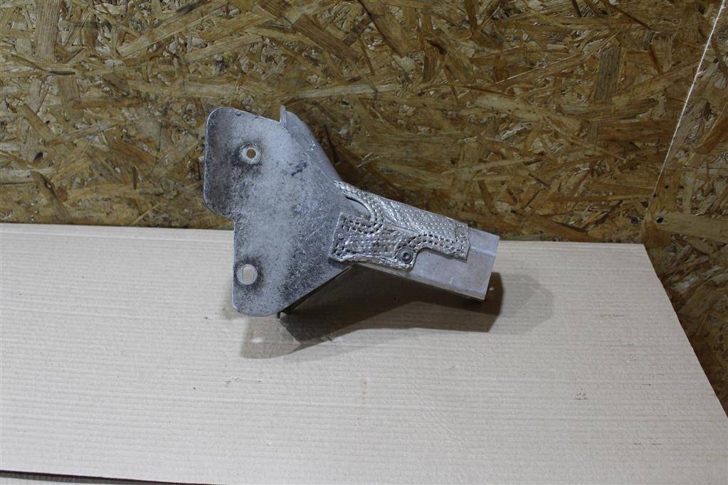 кронштейн (крепление) Audi R8 42 2008, 4.0 л., TFSI, бензин, АКПП, купе, передний привод, 424825707, 424825707 - фото №1