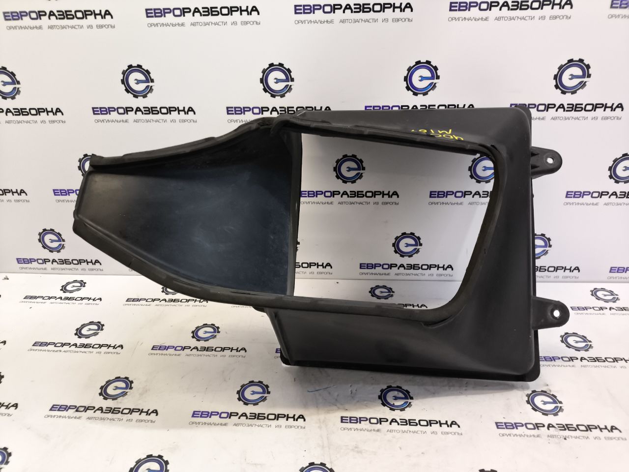 воздуховод интеркулера Maserati Levante 1 поколение M161 2019, 3.0 л., бензин, АКПП, 670032141 - фото №1